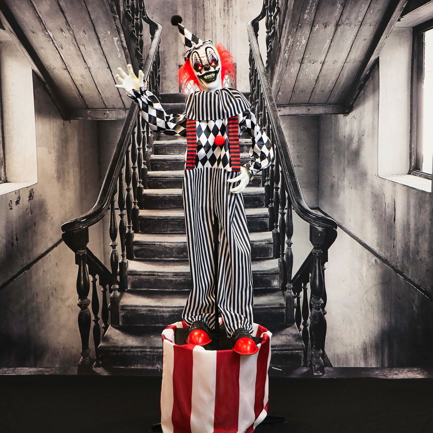6 ft Animatronic Talking Clown on a Stage with Movement and Light-Up Eyes for Scary Halloween Decoration, HHCLOWN-31FLSA